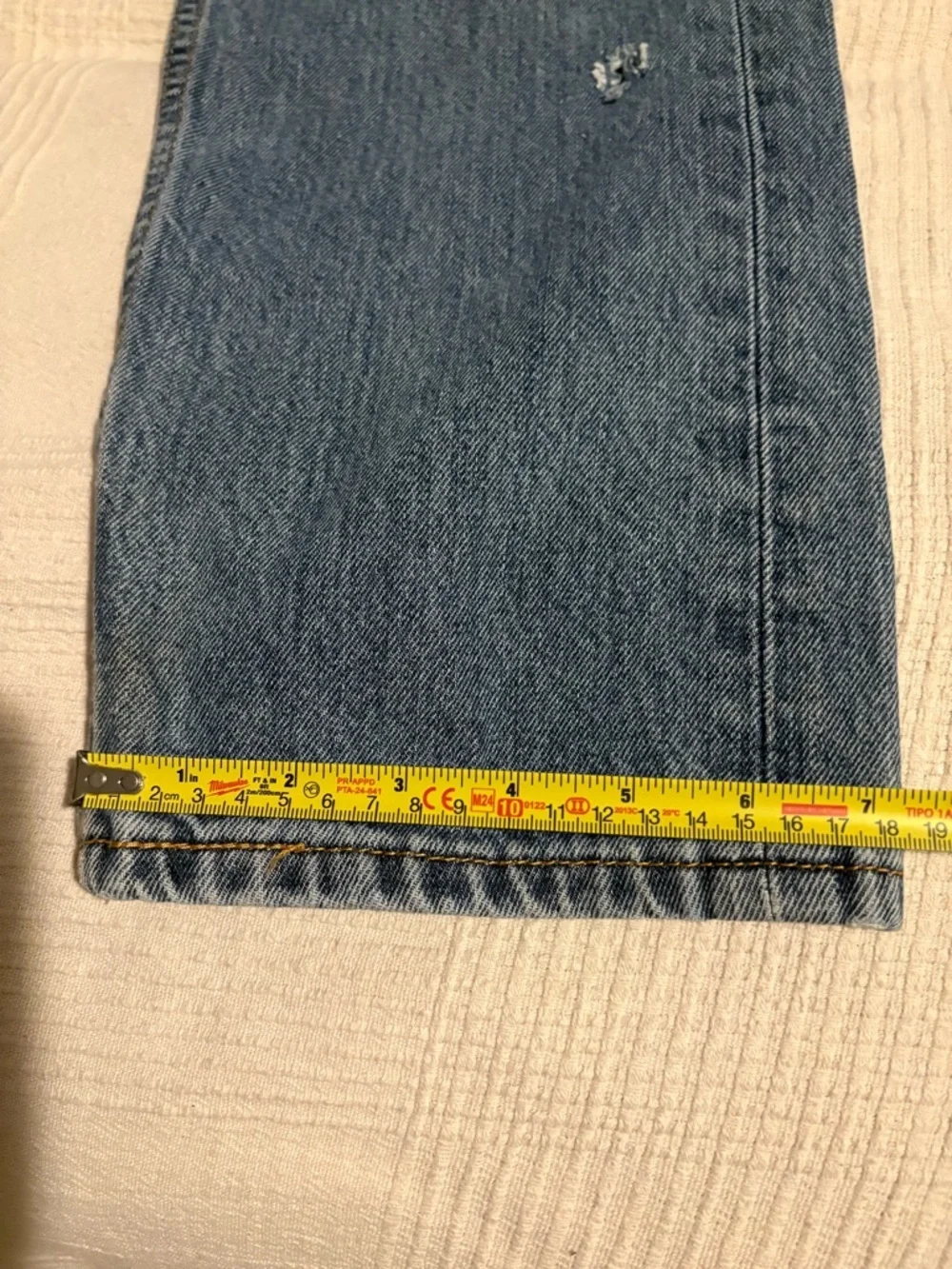 Levis 505 Jeans Mens 32x30 Tag Distressed Fade Blue Actual 34x28 Denim Straight